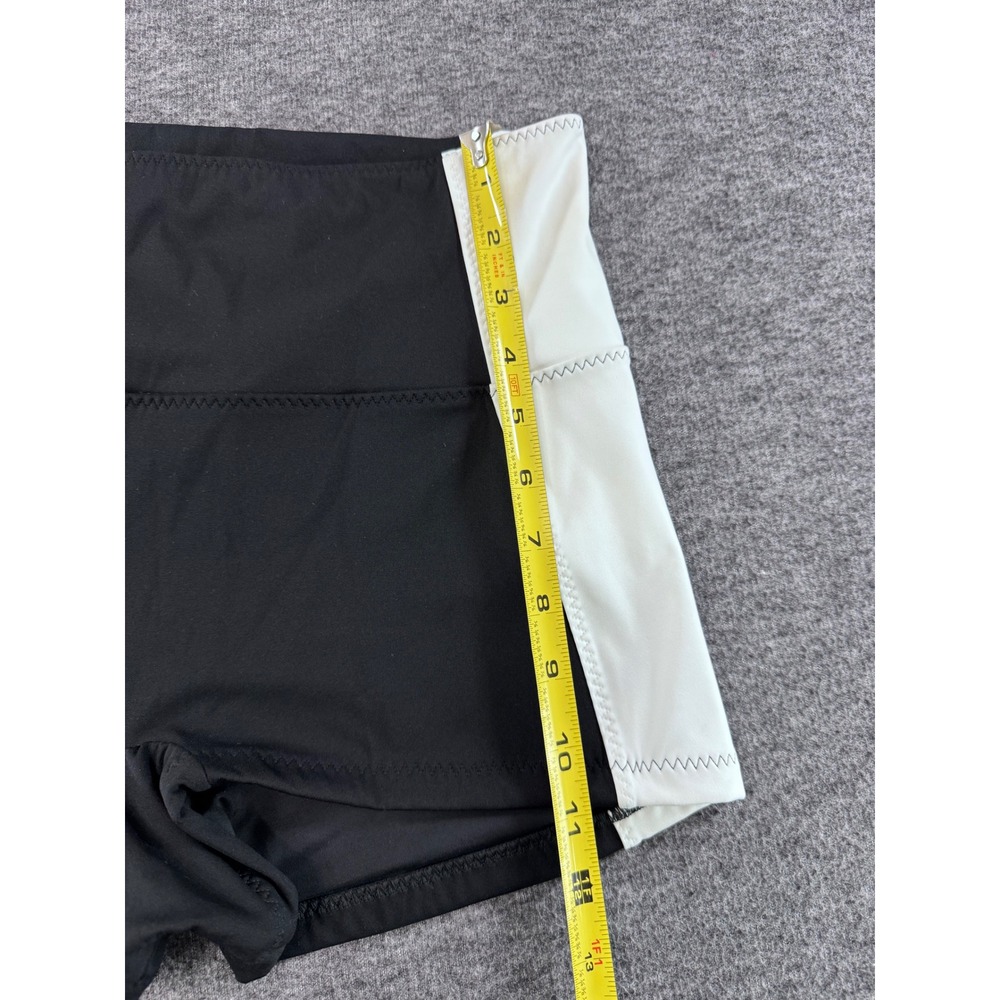 Fabletics Black White Colorblock High Waisted Athletic Shorts Size M Pockets - Picture 4 of 7